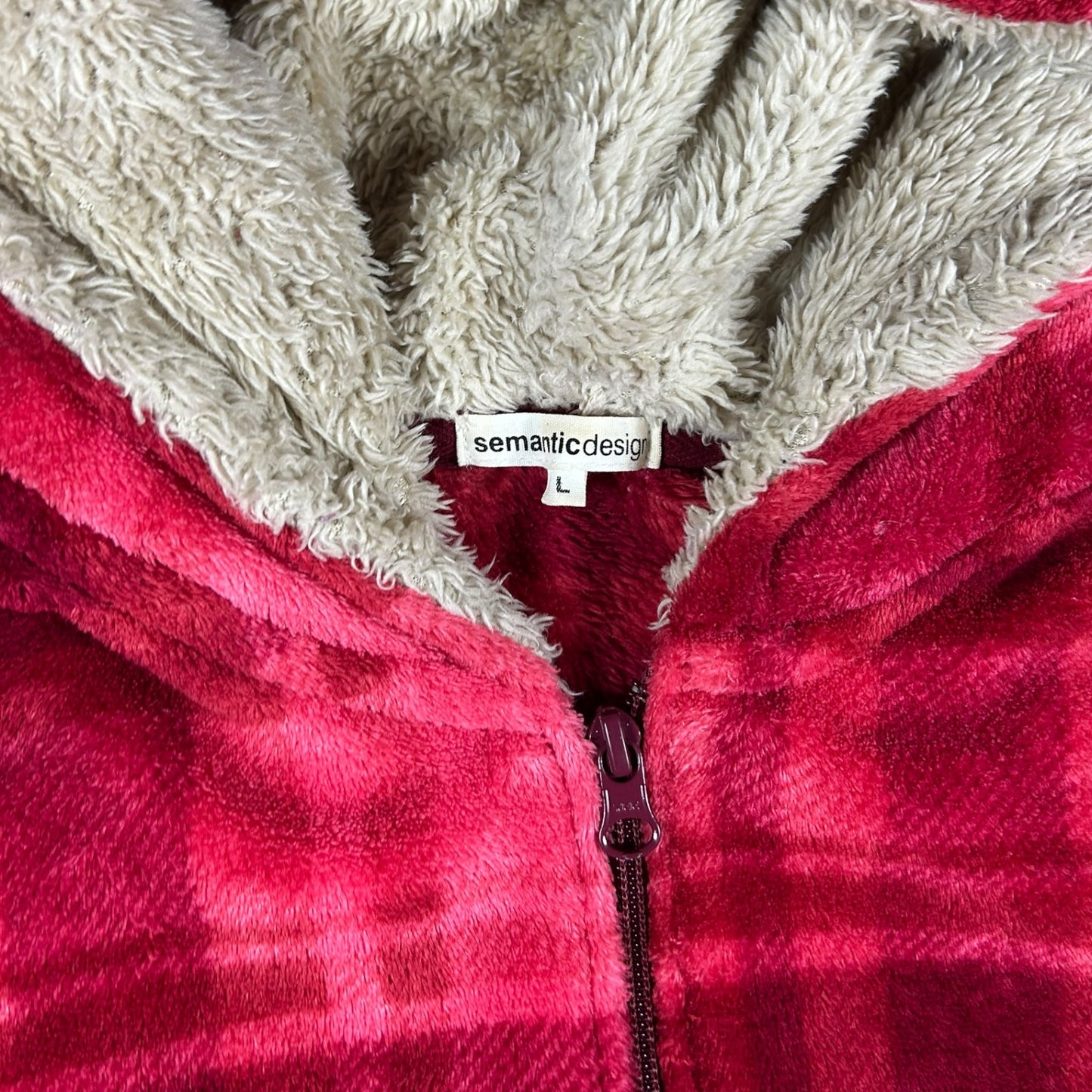 Semantic design fleeced hoodie