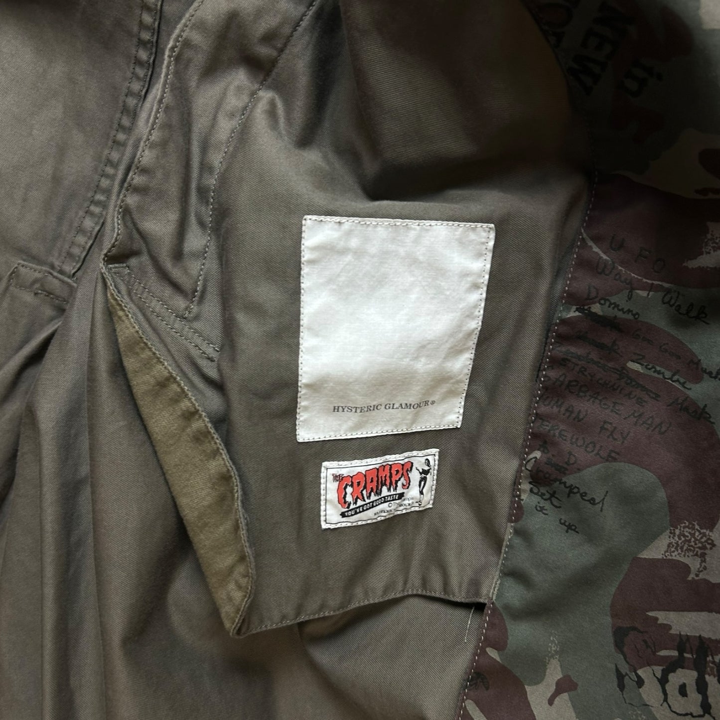 Hysteric Glamour X CRAMPS camo trench coat